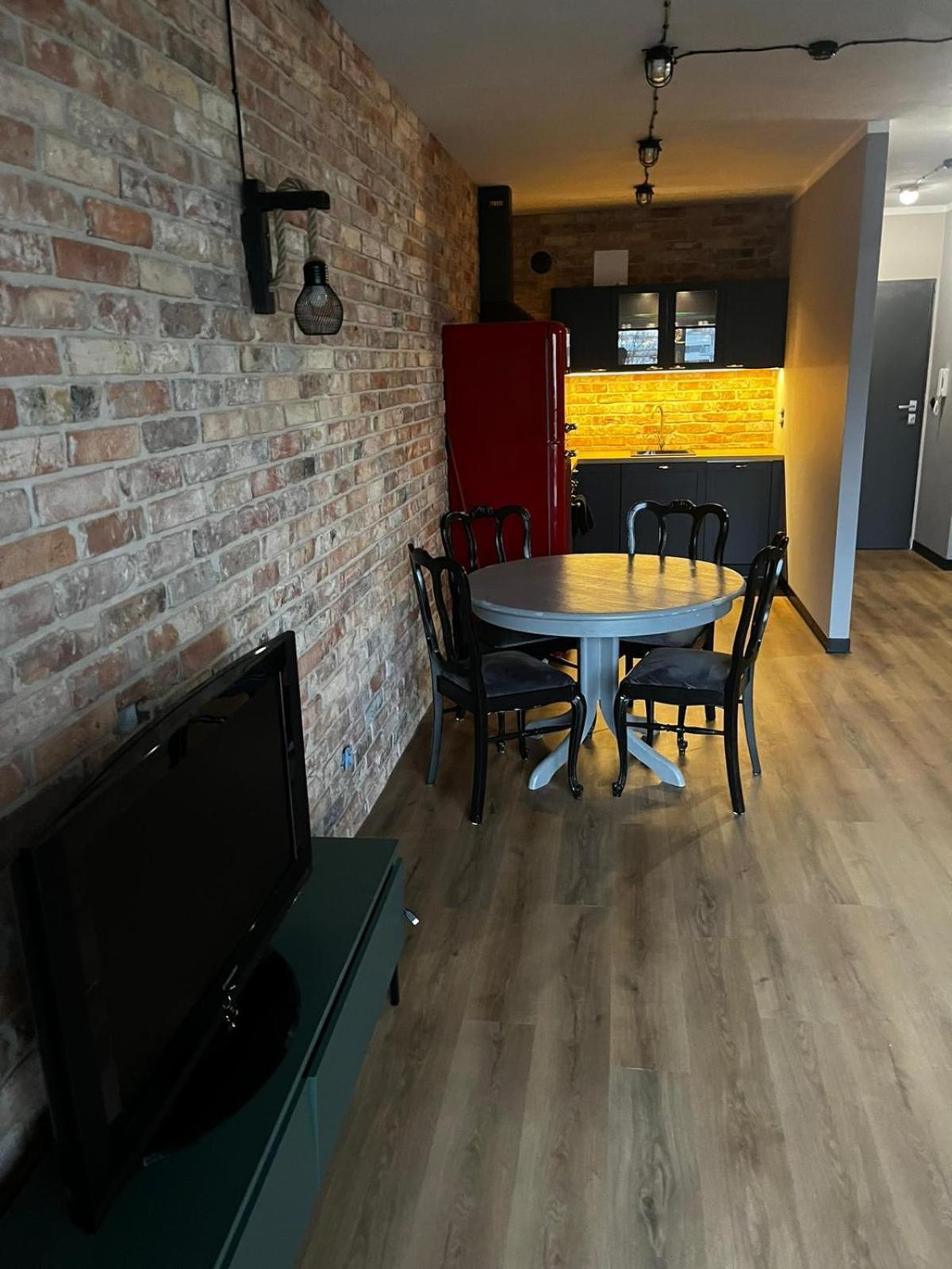 Z Widokiem Na Stadion Styl Industrialny Jedyny Taki Check In 24 H Apartment